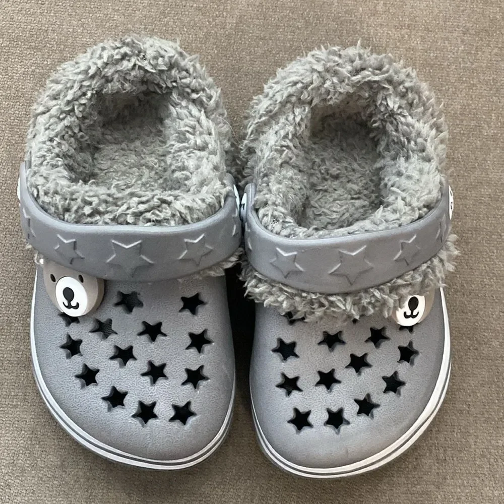 Koala- grey Sherpa lined foam clogs for toddler- Size 4